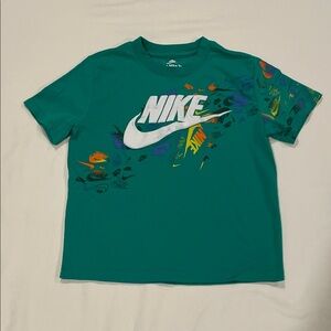 Nike Kids’ Green T-shirt